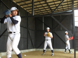 手前から佐々木、佐藤、齊藤（6日）